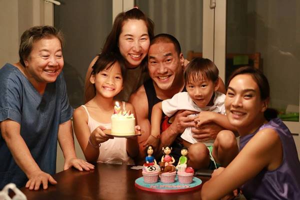 ตุ๊ก ชวนันท์ ตุ๊ก ชวนันท์