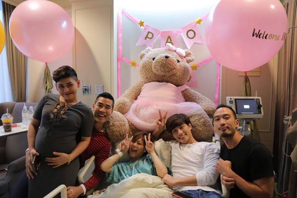 กุ๊บกิ๊บ คลอดลูก กุ๊บกิ๊บ คลอดลูก