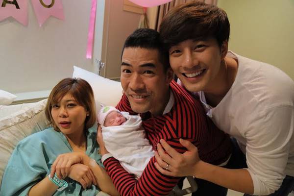 กุ๊บกิ๊บ คลอดลูก กุ๊บกิ๊บ คลอดลูก