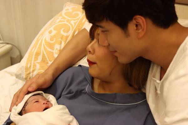 กุ๊บกิ๊บ คลอดลูก กุ๊บกิ๊บ คลอดลูก