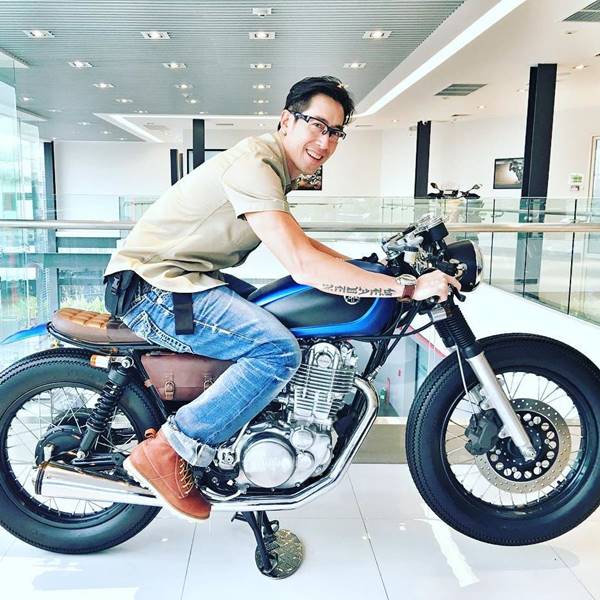 เจ เจตริน เจ เจตริน