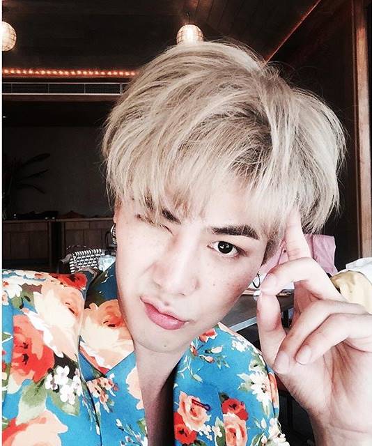 เพชร เผ่าเพชร เพชร เผ่าเพชร