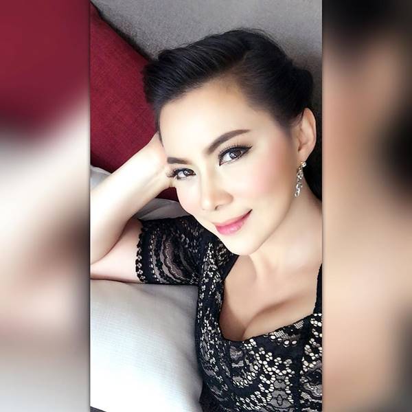 บุ๋ม เจนี่ บุ๋ม เจนี่