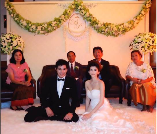 ปอ ทฤษฎี โบว์ แวนด้า แต่งงาน ปอ ทฤษฎี โบว์ แวนด้า แต่งงาน