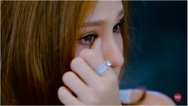 ขวัญ อุษามณี ขวัญ อุษามณี