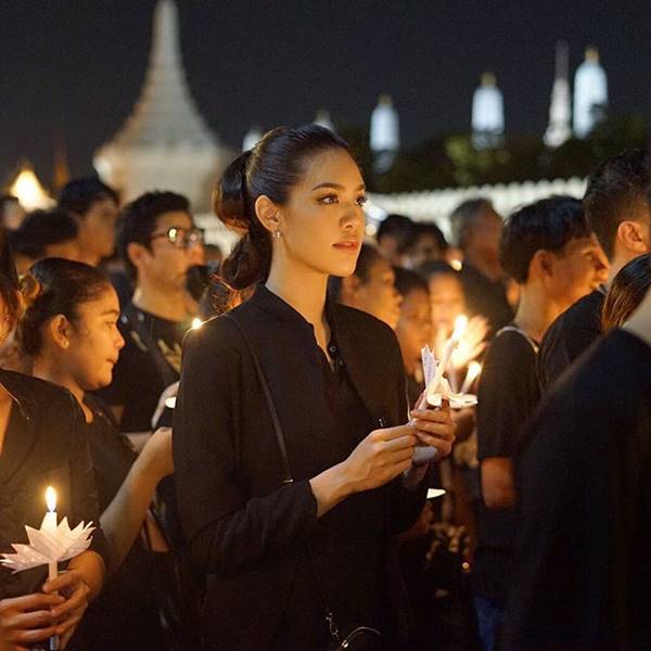 เกรซ กาญจน์เกล้า เกรซ กาญจน์เกล้า