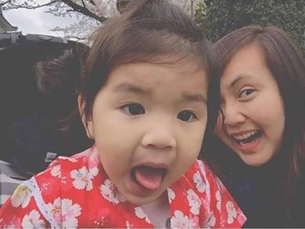 โบว์ แวนด้า น้องมะลิ โบว์ แวนด้า น้องมะลิ