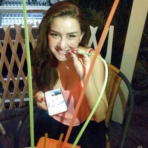 นิโคล เทริโอ นิโคล เทริโอ