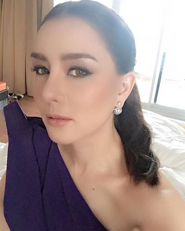 นิโคล เทริโอ นิโคล เทริโอ