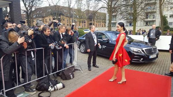 แอม ไอศวรรยา แอม ไอศวรรยา