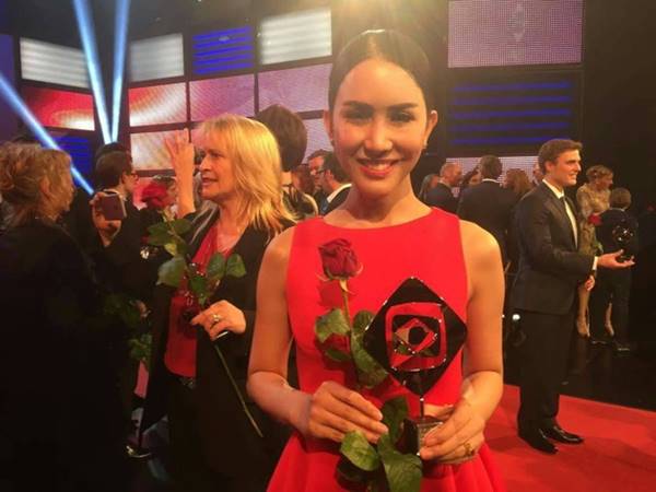 แอม ไอศวรรยา แอม ไอศวรรยา