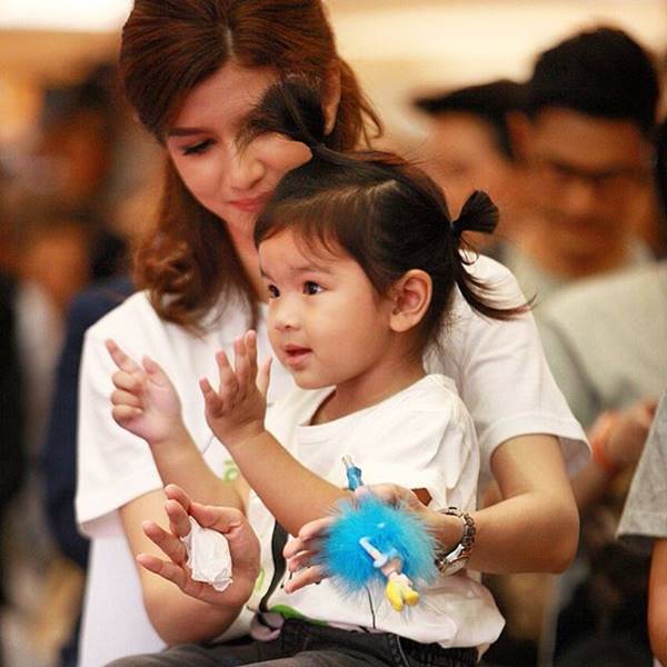 นิทรรศการภาพถ่าย คิดถึงปอ นิทรรศการภาพถ่าย คิดถึงปอ