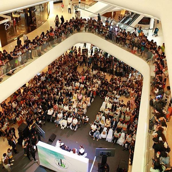 นิทรรศการภาพถ่าย คิดถึงปอ นิทรรศการภาพถ่าย คิดถึงปอ