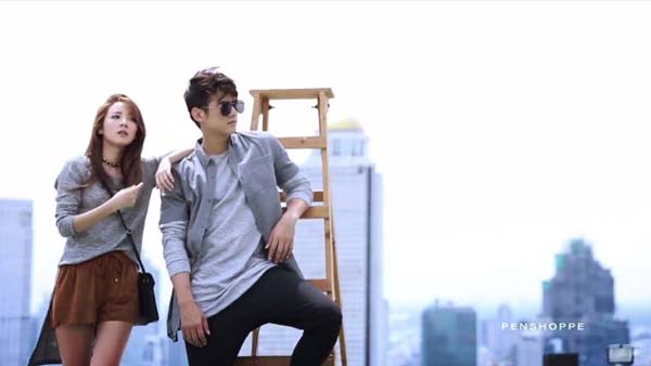 มาริโอ้ ซานดารา ถ่ายแบบ มาริโอ้ ซานดารา ถ่ายแบบ