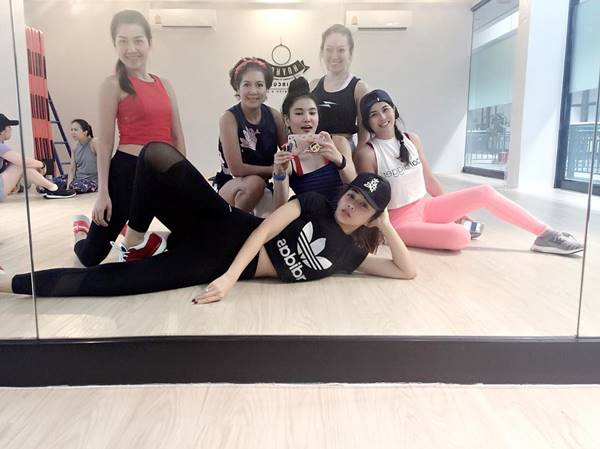 เป้ย ปานวาด เป้ย ปานวาด