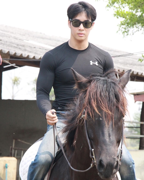 เด่นคุณ งามเนตร เด่นคุณ งามเนตร