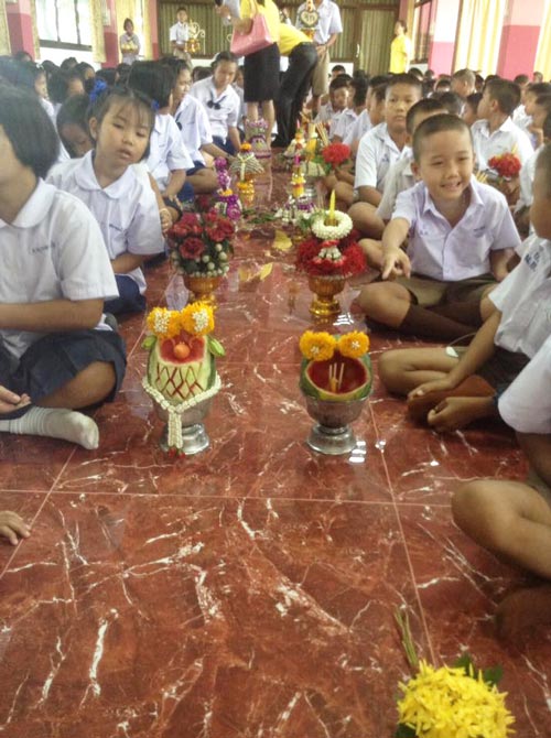 ตำนานพานไหว้ครู ตำนานพานไหว้ครู