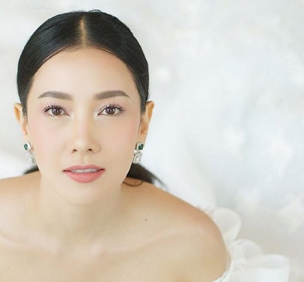 นุ่น วรนุช นุ่น วรนุช