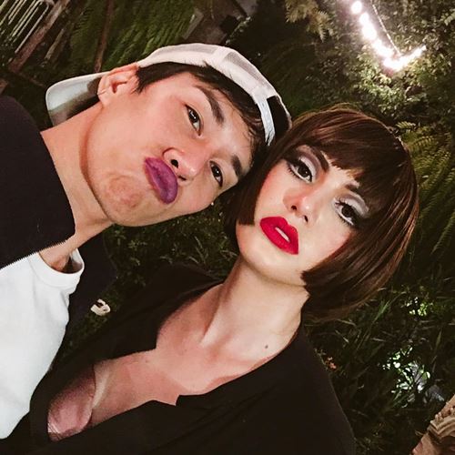 ใหม่ ใบเฟิร์น ใหม่ ใบเฟิร์น