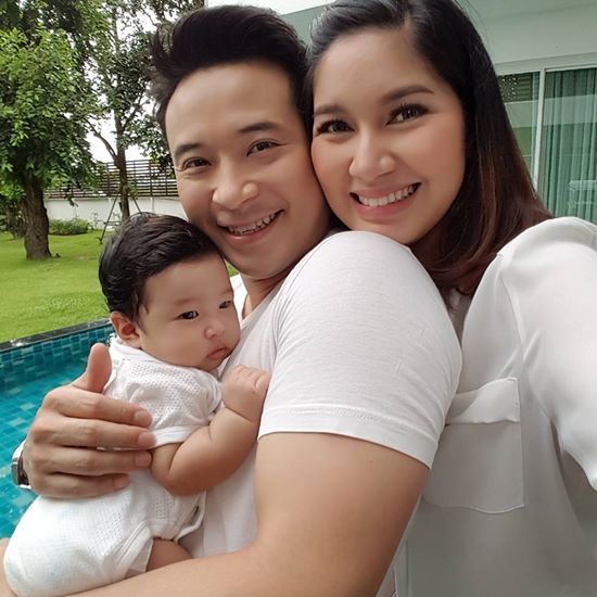 เบนซ์ มิค พา น้องปริม เที่ยวทะเล เบนซ์ มิค พา น้องปริม เที่ยวทะเล