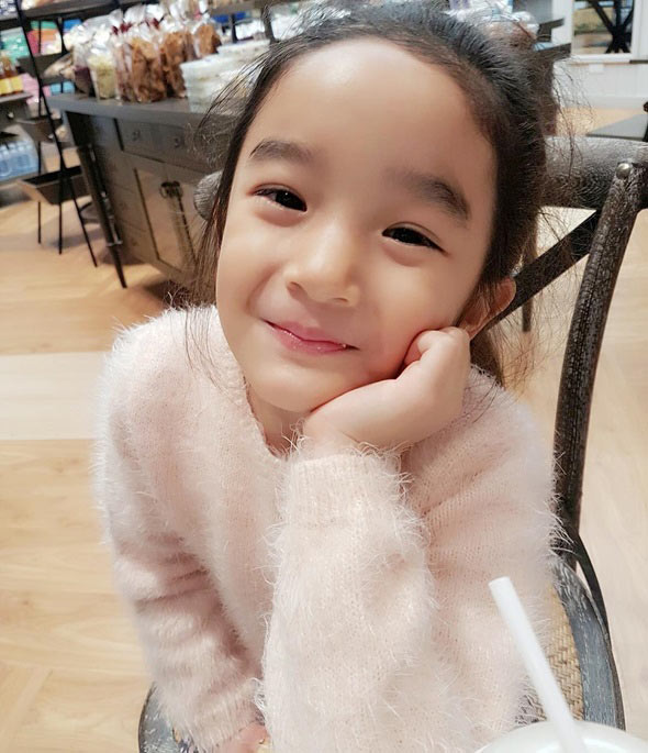 น้องณดา น้องณดล ลูก กบ สุวนันท์ น้องณดา น้องณดล ลูก กบ สุวนันท์
