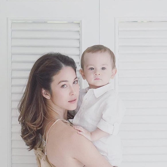 น้องลูก้า ลูกชายแม่ พอลล่า ฉายแววหล่อตั้งแต่เด็ก น้องลูก้า ลูกชายแม่ พอลล่า ฉายแววหล่อตั้งแต่เด็ก