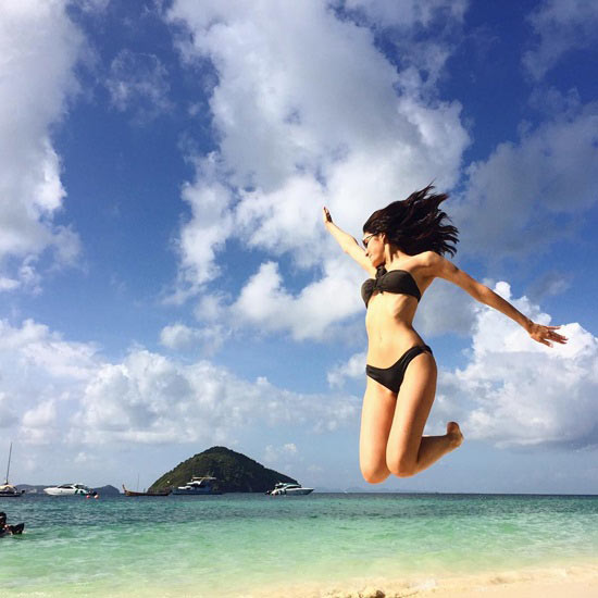 ส่องภาพ Elena สาวฝรั่งสุดแซ่บ ว่าที่หวานใจคนใหม่ ป้อง ณวัฒน์ ? ส่องภาพ Elena สาวฝรั่งสุดแซ่บ ว่าที่หวานใจคนใหม่ ป้อง ณวัฒน์ ?