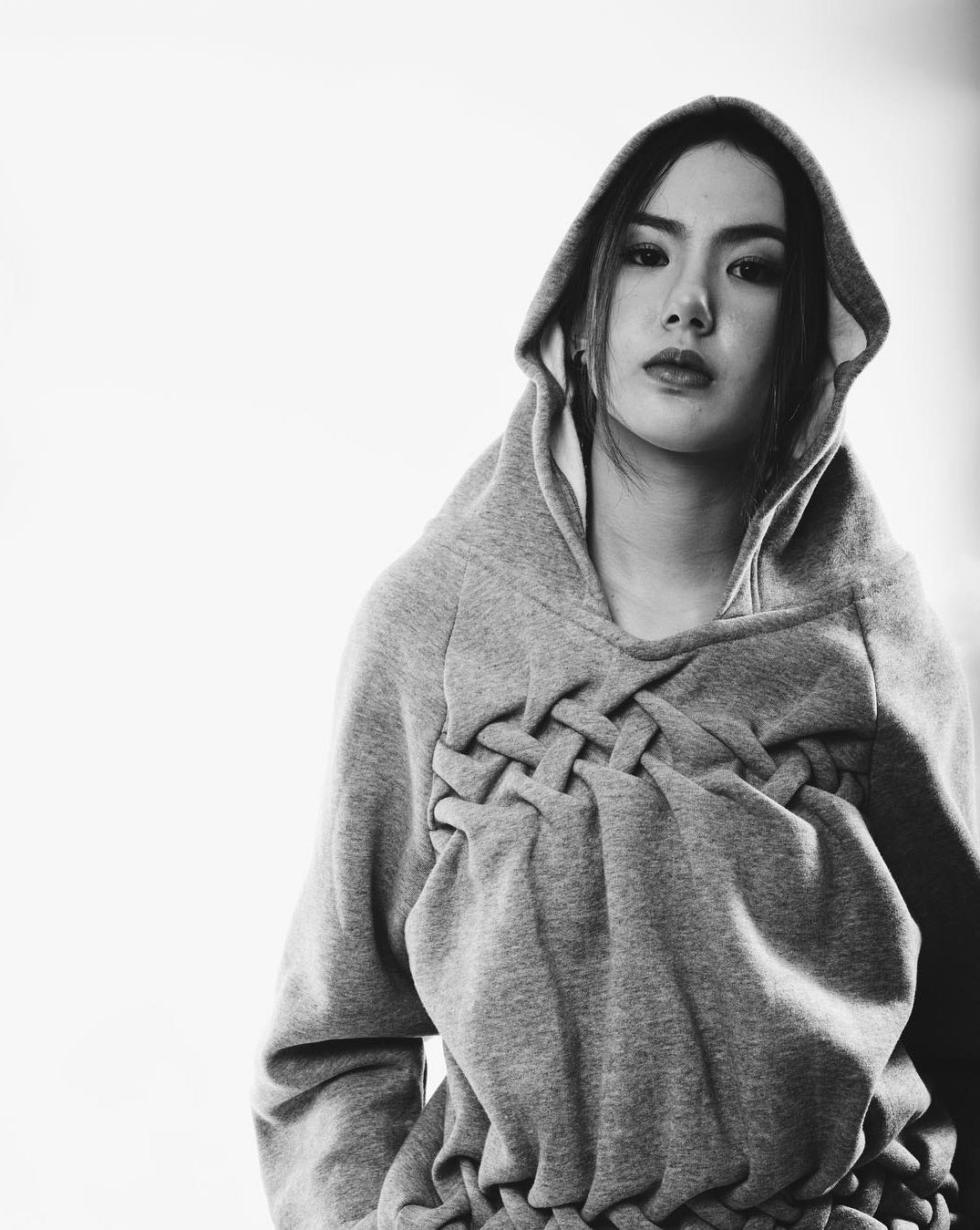 ยกย่อง เชอรีน น้องนิชคุณ นั่งพื้น-ต่อคิวเข้าดูคอนเสิร์ต iKon ไร้อภิสิทธิ์เซเลป ยกย่อง เชอรีน น้องนิชคุณ นั่งพื้น-ต่อคิวเข้าดูคอนเสิร์ต iKon ไร้อภิสิทธิ์เซเลป