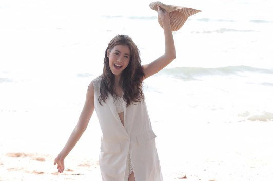 เคน ภูภูมิ รับดูใจ เอสเธอร์ กั๊กเรียกแฟน ปัดเฝ้ากองถ่ายเพราะหึง ฌอห์น จินดาโชติ เคน ภูภูมิ รับดูใจ เอสเธอร์ กั๊กเรียกแฟน ปัดเฝ้ากองถ่ายเพราะหึง ฌอห์น จินดาโชติ