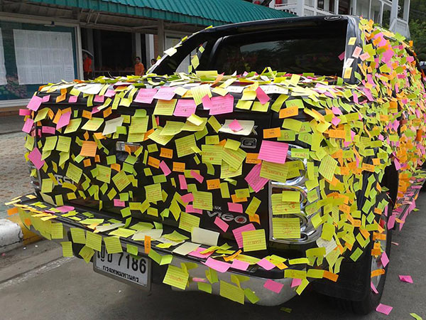 นักเรียนแปะโพสต์อิท อวยพรวันเกิดอาจารย์ ทำจากใจ ไม่ได้แกล้งครูนะคะ ! นักเรียนแปะโพสต์อิท อวยพรวันเกิดอาจารย์ ทำจากใจ ไม่ได้แกล้งครูนะคะ !