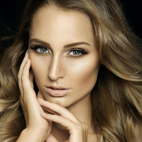 สั่งปลด ! อาเนีย การ์เซียร์ ออกจากตำแหน่ง มิสแกรนด์ อินเตอร์เนชั่นแนล 2015