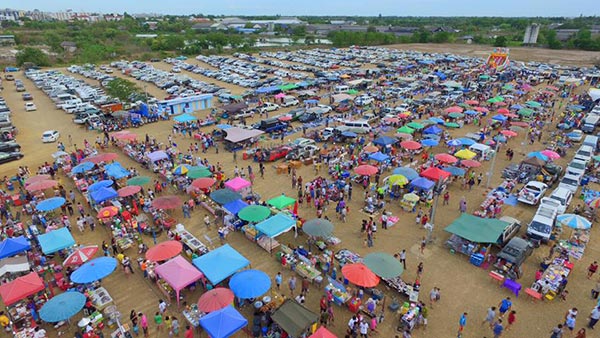 ตลาดนัดเครื่องบิน นครปฐม ตลาดนัดเครื่องบิน นครปฐม