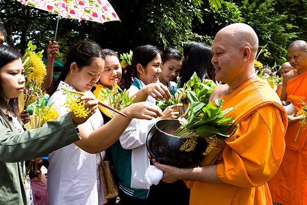 เที่ยวเข้าพรรษาภาคกลาง เที่ยวเข้าพรรษาภาคกลาง