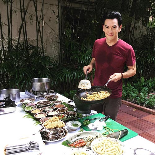 ร้านอาหาร-ร้านกาแฟคนดัง ร้านอาหาร-ร้านกาแฟคนดัง