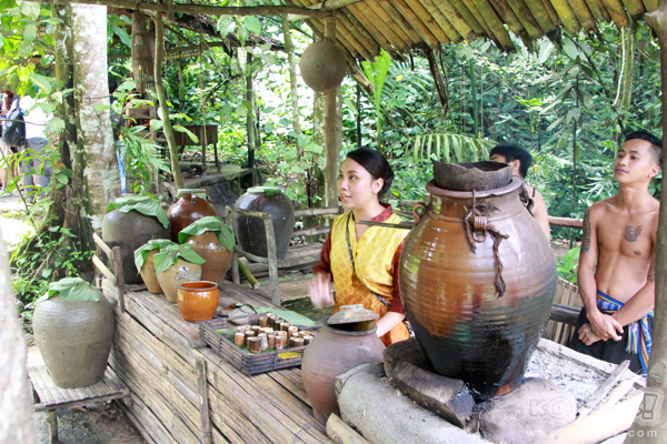 Mari Mari Cultural Village Mari Mari Cultural Village