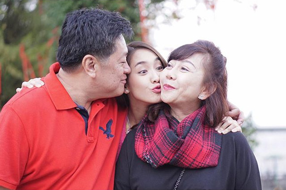 มิน พีชญา มิน พีชญา