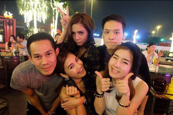 จียอน อาร์ เดอะสตาร์ จียอน อาร์ เดอะสตาร์