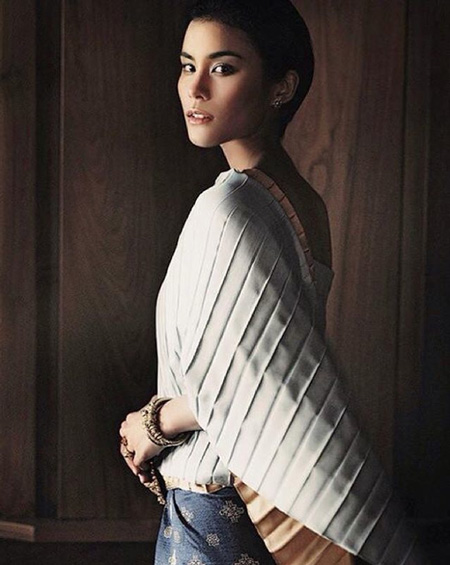 มัดหมี่ พิมดาว มัดหมี่ พิมดาว