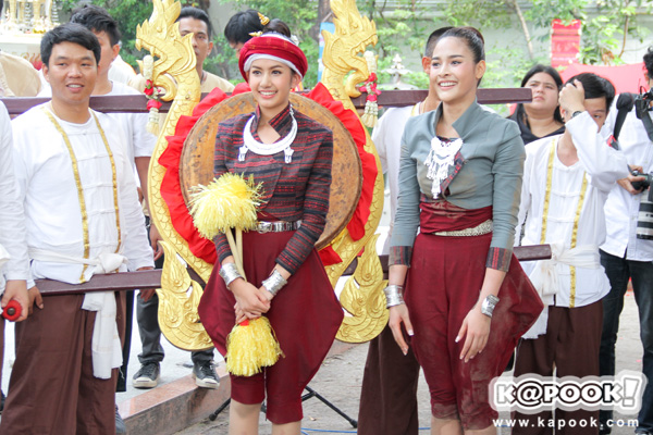 บวงสรวงละคร แม่อายสะอื้น บวงสรวงละคร แม่อายสะอื้น