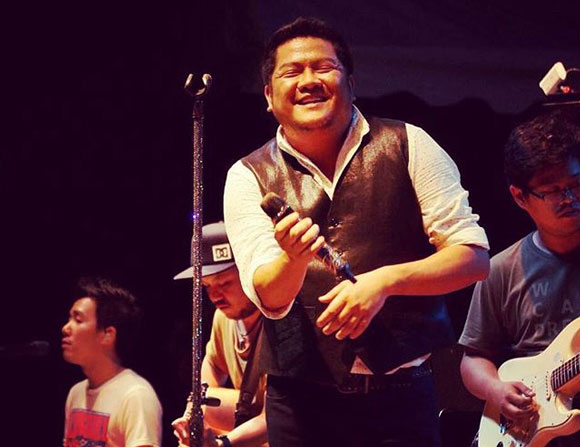 เบน ชลาทิศ เบน ชลาทิศ