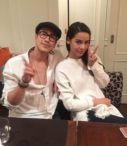 ณเดชน์ ญาญ่า ยกเค้กเซอร์ไพรส์วันเกิด แม่แก้ว ณเดชน์ ญาญ่า ยกเค้กเซอร์ไพรส์วันเกิด แม่แก้ว