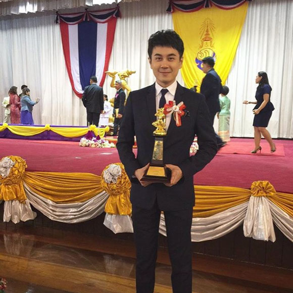 เป้ กรรณาธิกรณ์ เป้ กรรณาธิกรณ์