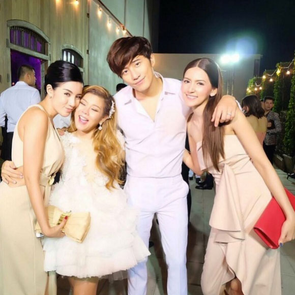 งานแต่งกุ๊บกิ๊บ บี้ งานแต่งกุ๊บกิ๊บ บี้