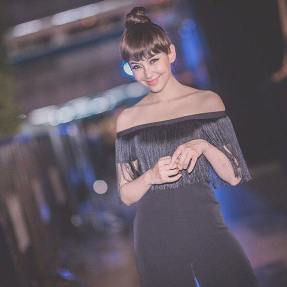 เบลล่า ราณี ผมหน้าม้า เบลล่า ราณี ผมหน้าม้า