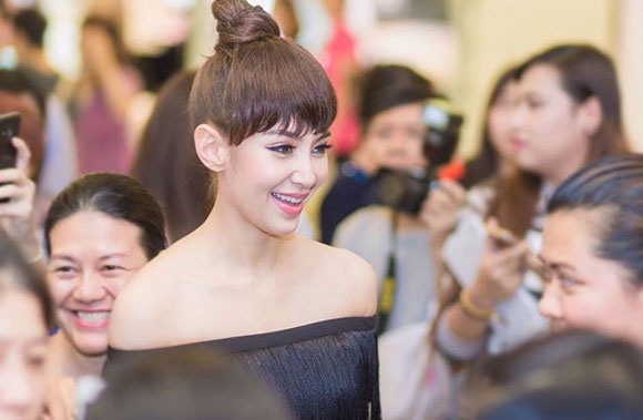 เบลล่า ราณี ผมหน้าม้า เบลล่า ราณี ผมหน้าม้า