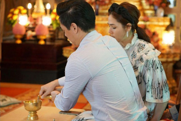 ชมพู่ อารยา ชมพู่ อารยา