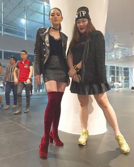 เกล้า น้ำพราว ผู้จัดการ ใหม่ ดาวิกา เกล้า น้ำพราว ผู้จัดการ ใหม่ ดาวิกา