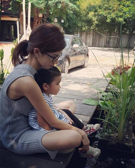 โบว์ แวนด้า น้องมะลิ โบว์ แวนด้า น้องมะลิ