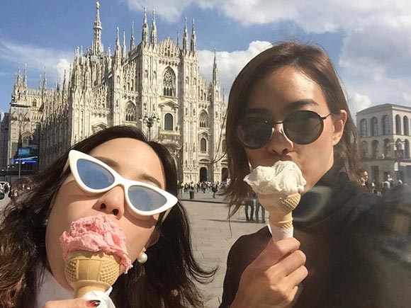 คริส หอวัง คริส หอวัง