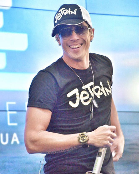 เจ เจตริน เจ เจตริน